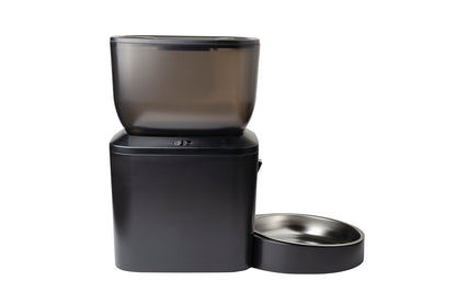 Inteligentny dozownik paszy PFD-CW1 czarny Myers